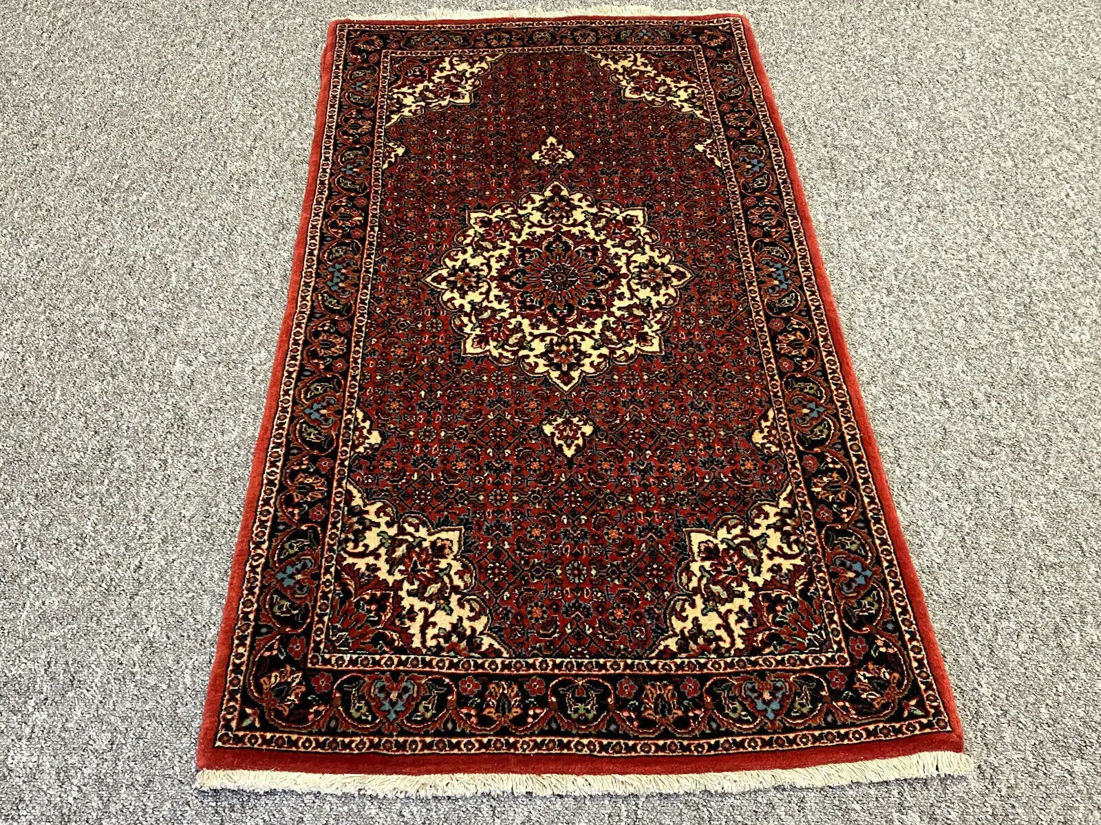 **Exklusiver Perserteppich 138 x 73 cm - Meisterknüpfung mit 500.000 Knoten/m² aus feiner Korkwolle und Seide - Handgeknüpft**