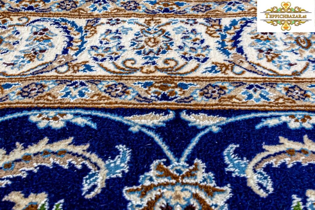 PRODÁNO (#169) CCA 295x195cm Ručně vázaný perský koberec Nain s hedvábím 12la Nain, perský koberec, bazar koberců, koberec Orient, hedvábný koberec, s hedvábím, ruční, ruční, GABHEHL, KELIM, koupit hustota uzlu: 12la (12 vrstev příze), 34 kolo, cca. 236.000 XNUMX/SQM VZOR: LACHAK-TORANJ NAIN MEDAILION PŮVOD: MĚSTO NAIN, ÍRÁN STAV: VELMI DOBRÝ STAV, ČERSTVÉ PRANÝ MATERIÁL: PANENSKÁ VLNA A HEDVÁBÍ NA BAVLNĚNÉM PERSKÉM ORIENTÁLNÍM KOBERCE