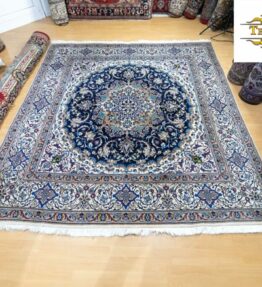 (#228) NEW approx. 245x245cm Hand-knotted Nain Persian carpet with silk 12la