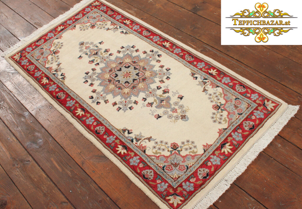 (#H1278) APPROX. 158X83CM HANDKNOT TABRIZ PERSIAN RUG PERSIAN RUG,TABRIZ,WOOL,ORIENTAL RUG,CARPET BAZAR,CARP,RUGS,PATTERNS,ZIEGLER,ORIENTAL RAPES TYPE: PERSIAN RUG WITH SIGNATURE ORIGIN: TABRIZ FLOOR: 100% WOOL WITH NO ADDITIVE WARP: 100% COTTON SIZE: 158X83CM KNOT COUNT: APPROX. 160.000 KNOTS PER M² CONDITION: VERY GOOD, WITH MINIMAL PATINA PERSIAN CARPET ORIENTAL CARPET