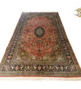(#247) approx. 325*207cm Ghom silk carpet approx. 650.000/sqm 100% pure silk on silk made before 1941 "Erami" Signed