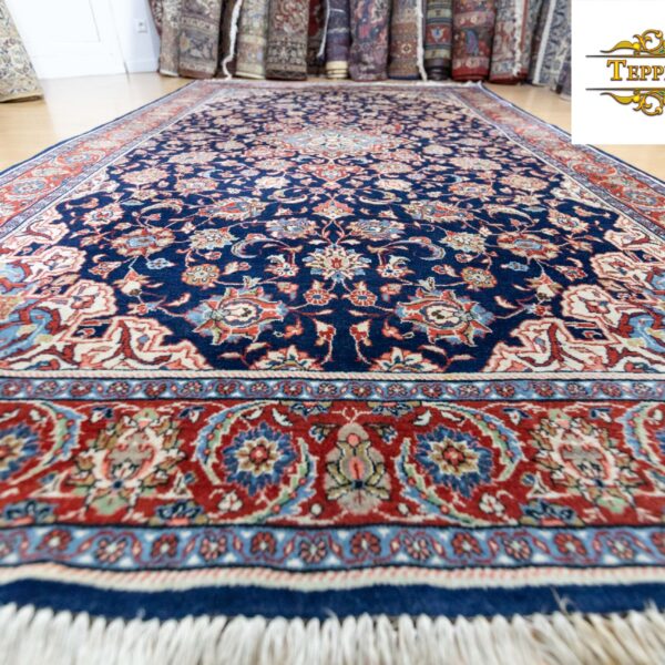 Oriental carpet Persian carpet (20 of 47)