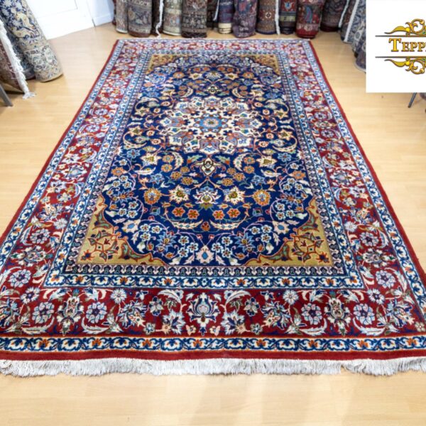 W1 (#276) приблизително 319x215 см. Ръчно плетен персийски килим от Исфахан, уникална рядка цветова комбинация