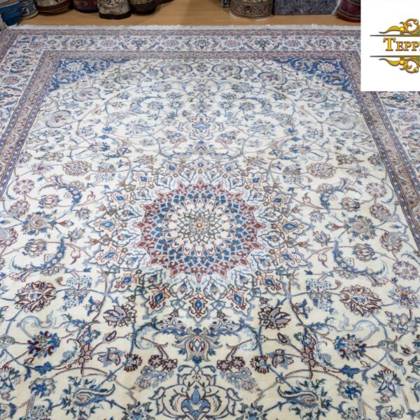 Oriental carpet Persian carpet Vienna (12 of 30)