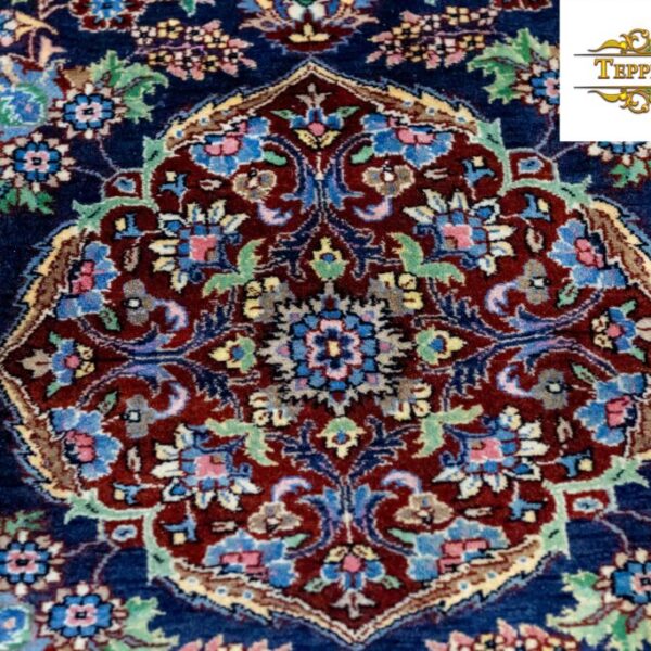 Carpet bazaar Oriental carpet Persian carpet Vienna (39 of 42)