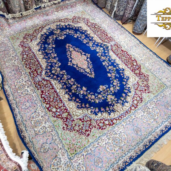 Магазин килимів Carpet Bazar Східний килим Persian Carpet Vienna (31 з 47)