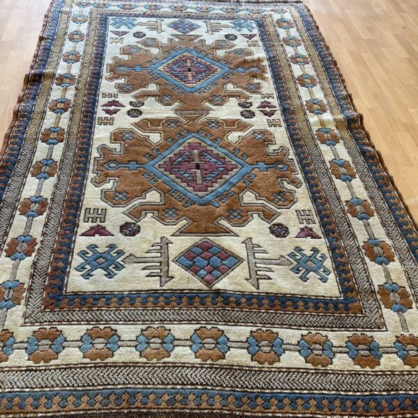 Orientálny koberec starožitný ručne viazaný turecký dekoračný milas 240x155 svetlý klasický 100 Viedeň Rakúsko Kúpiť online
