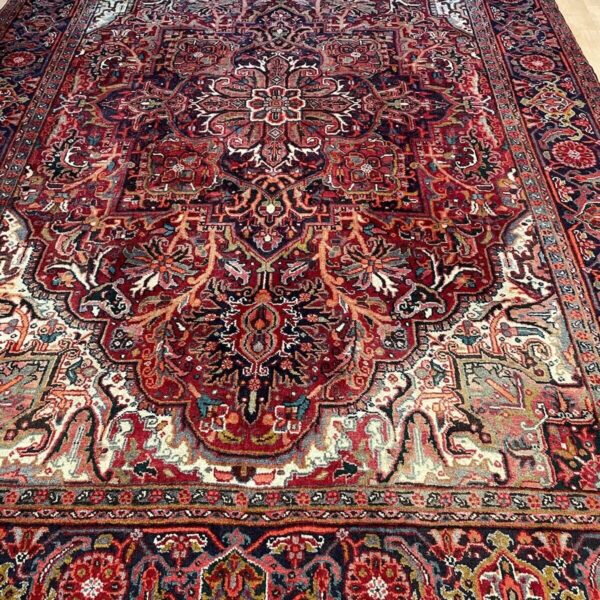 Декоративен и античен персийски килим Heriz, ръчно плетен 330x230 Класически античен Виена Австрия Купете онлайн