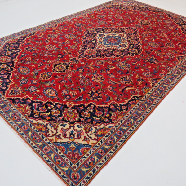#F92435 Originální ručně vázaný perský koberec 290x176 orientální koberec Kashan top stav