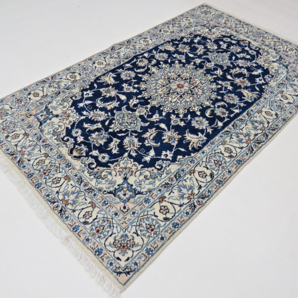 #F91921 Fantastically beautiful oriental carpet 205x120 Persian carpet Nain New with silk Fine Classic Nain Vienna Austria Buy online