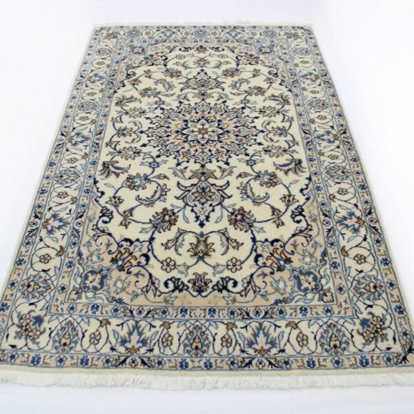 #Y100697 Origineel Perzisch tapijt Nain Nieuwe goederen 200 cm x 118 cm