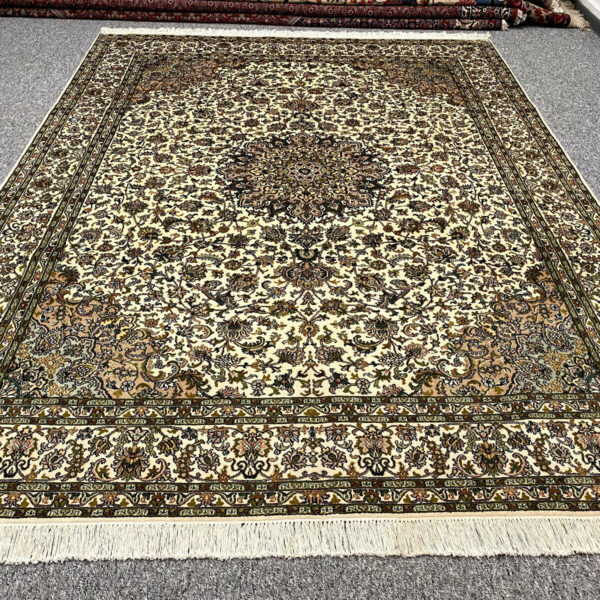 H1 Eleganter Persischer Orient-Kaschmir-Seidenteppich 265 x 202 cm – NEU