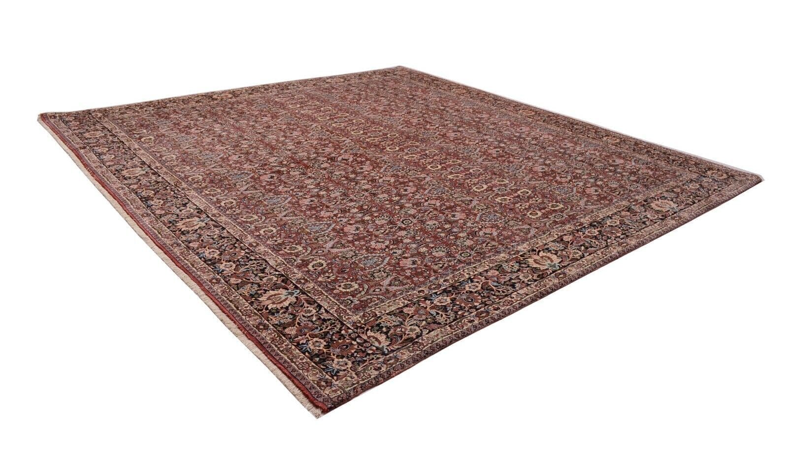 Handgeknüpfter quadratischer Orientteppich Bidjar Tagavi in Übergröße 372x400 cm