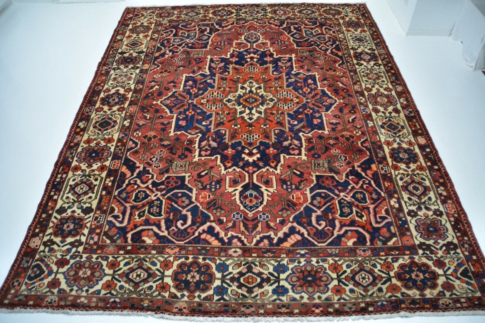 Handgeknüpfter Original Teppich Heriz ca. 374 x 300 cm