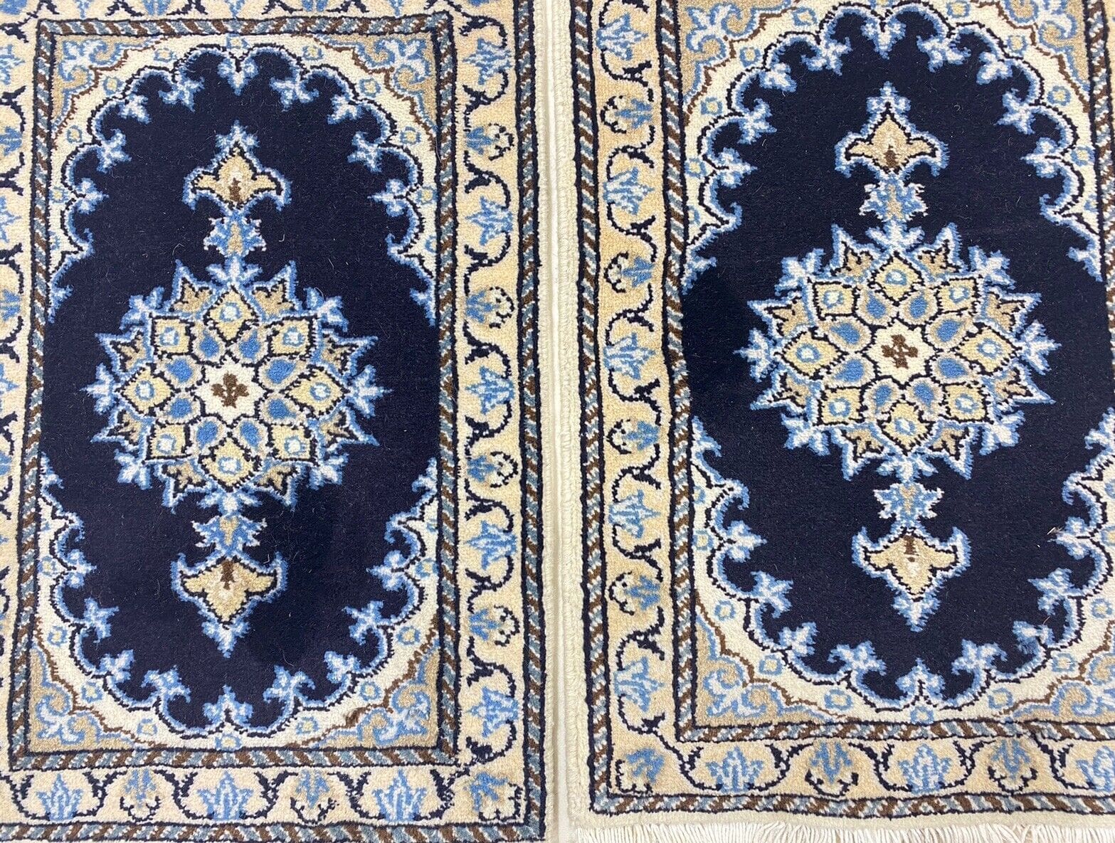 **2x Handgeknüpfter Orientteppich Nain - 60x40 cm - 300.000 Knoten/m² - 95% Schurwolle, 5% Seide - Unikat in Top Zustand - handgeknüpft, Perserteppich**