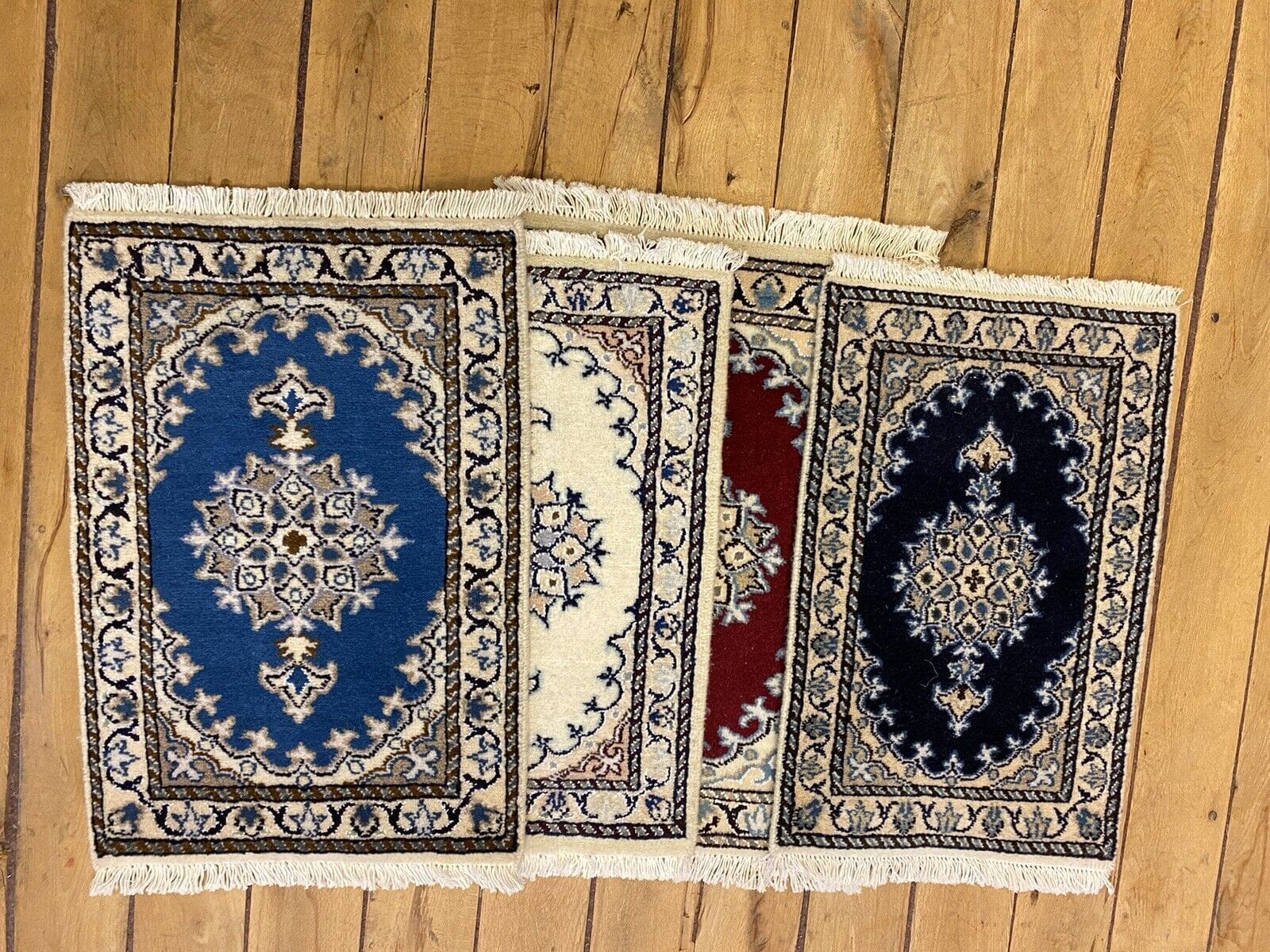 4 x Handgeknüpfter Perserteppich Nain - 60 x 40 CM - 300.000 Knoten/m² - 100% Schurwolle - Top Zustand - Einzigartig - handgeknüpft