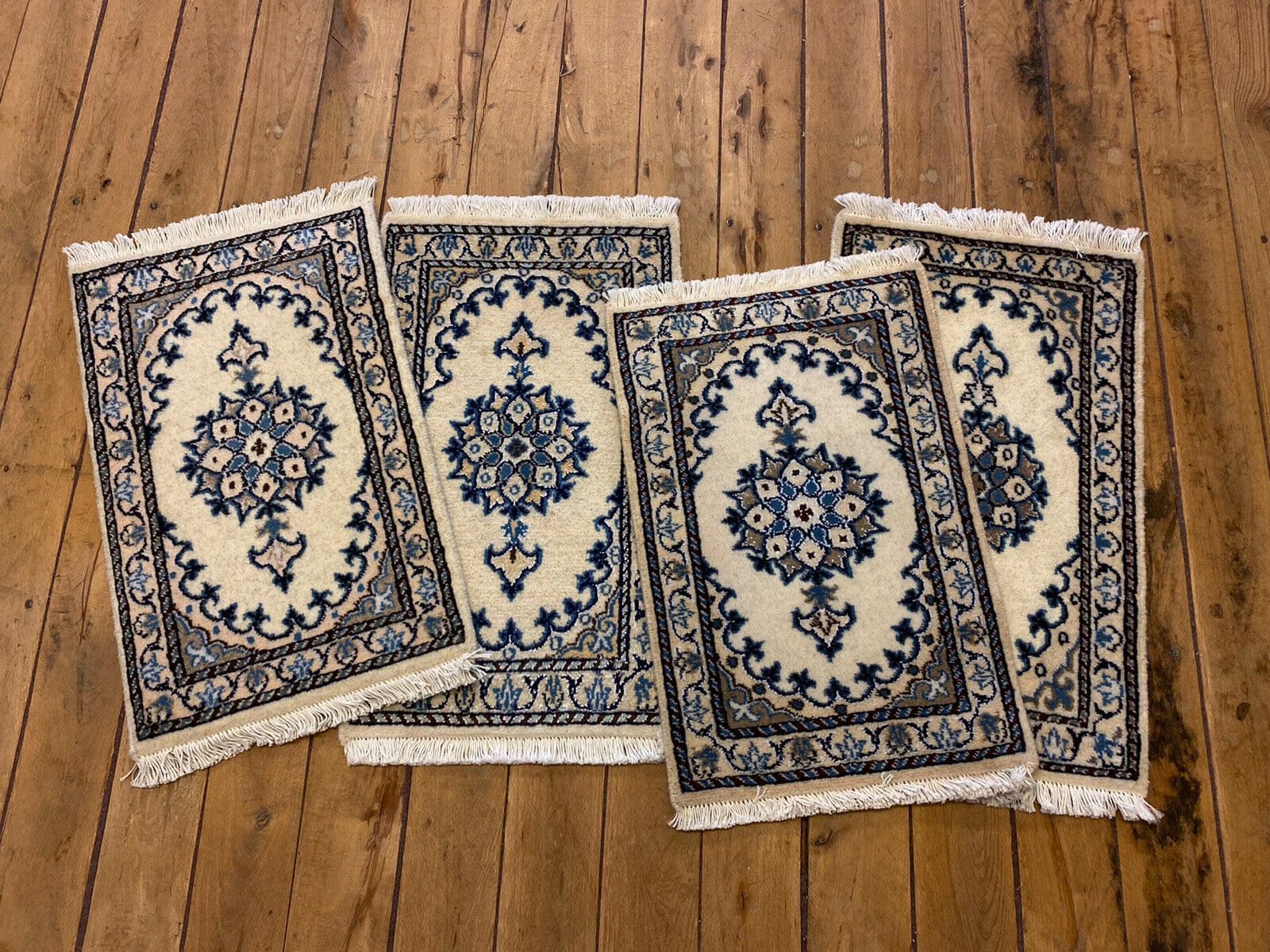 4 x Handgeknüpfter Perserteppich Nain 60 x 40 cm - 300.000 Knoten/m², 100% Schurwolle, Top Zustand, Unikat