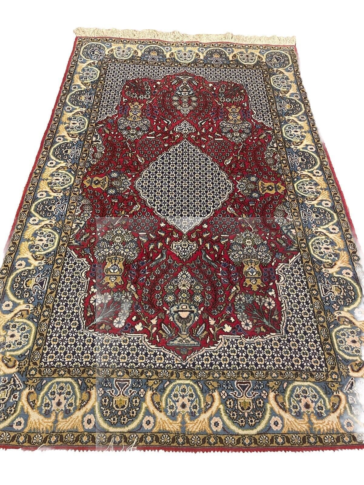 Edler Ghom Perserteppich in Rot, 160x100 cm, 3500000 Knoten/m², sehr fein, mit Seide, handgeknüpft