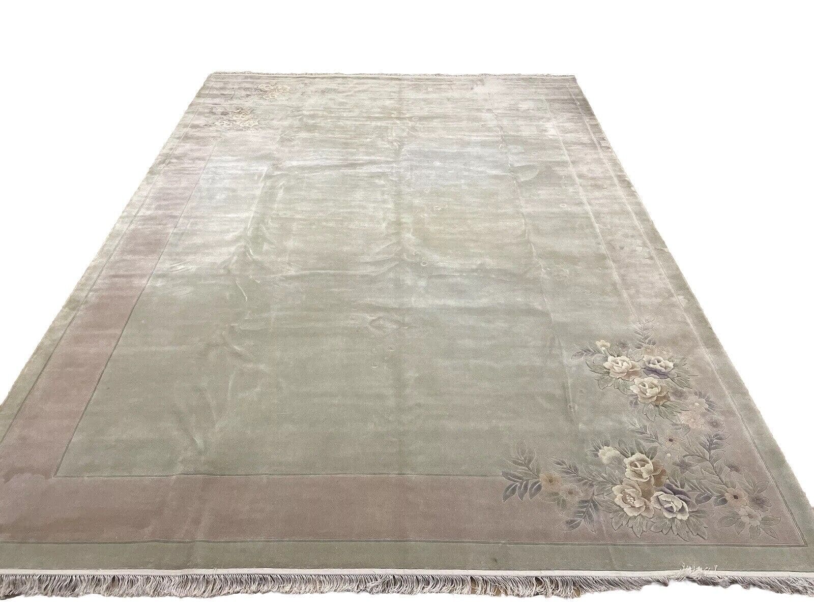 Exklusiver Peking Schmück Stück Teppich 250x350 cm - Handgeknüpft aus reiner Seide, sanft Beigegrün, zeitloses chinesisches Muster - Perserteppich