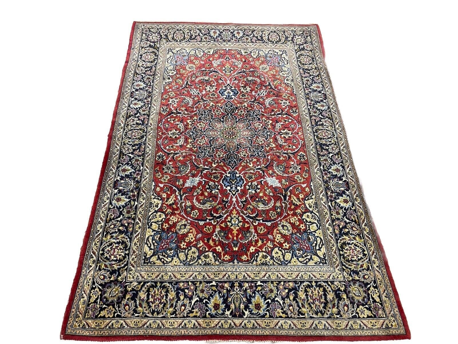 Feiner Perserteppich Esfahan 150x100 cm - 550.000 Knoten/m² - Alt Rot, Korkwolle mit Seide, Top Qualität, handgeknüpft, Perserteppich