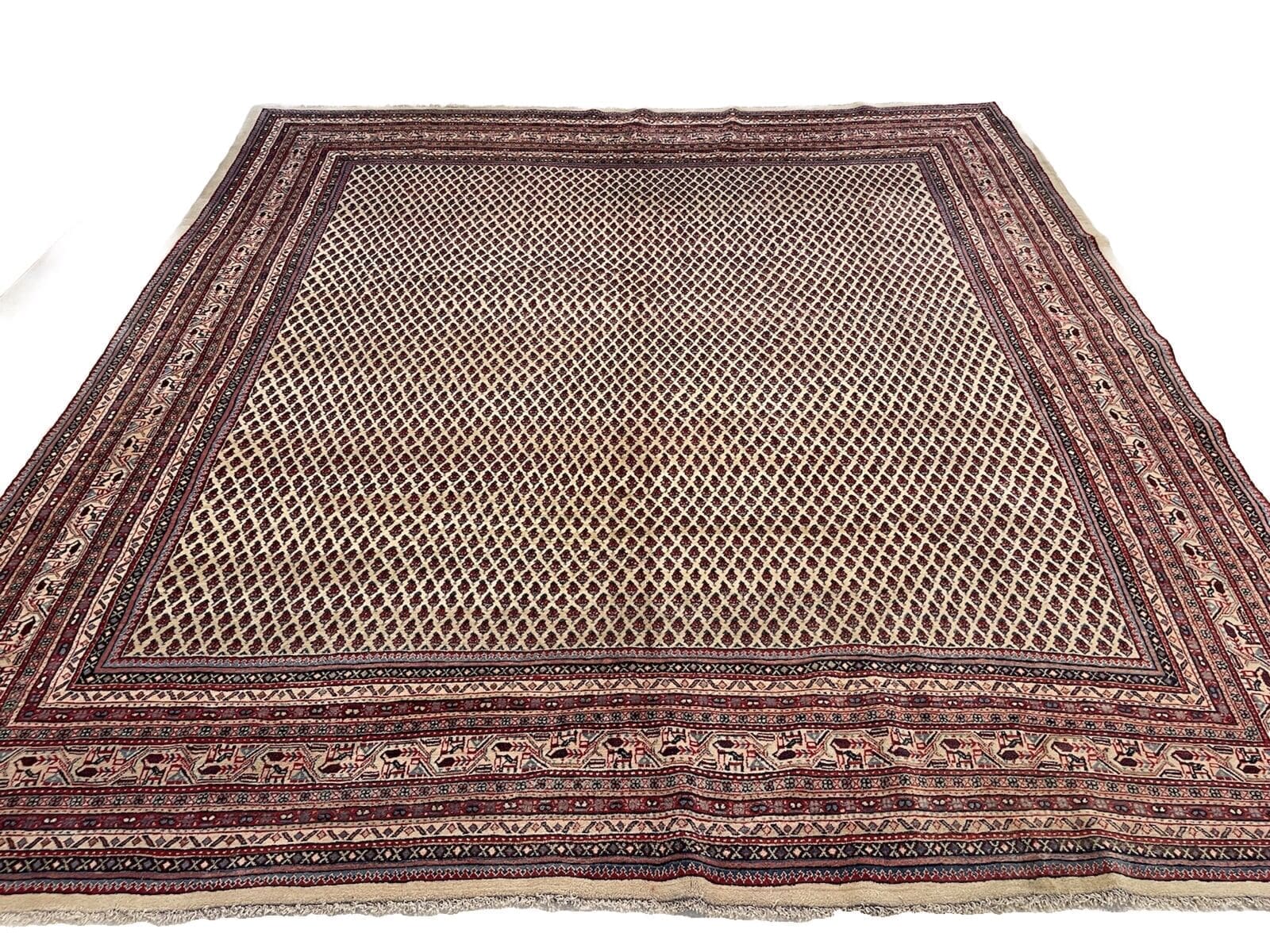 Klassischer Sarough Mir Perserteppich 300x300 cm - Handgeknüpft mit geschwungenen Elementen im einzigartigen Design und rosa Bordüre - Besondere Schurwolle - Traditionelles...