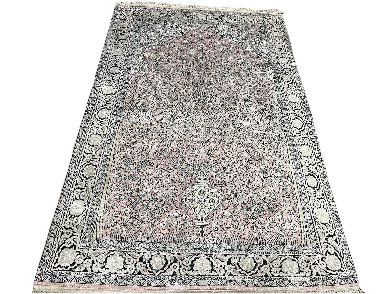 Luxuriöser Perserteppich 180x120cm – Handgeknüpft aus reiner Seide und Kaschmir, Medaillon-Muster in dezenter Rostfarbe, 4mm Florhöhe, absolut spitze!