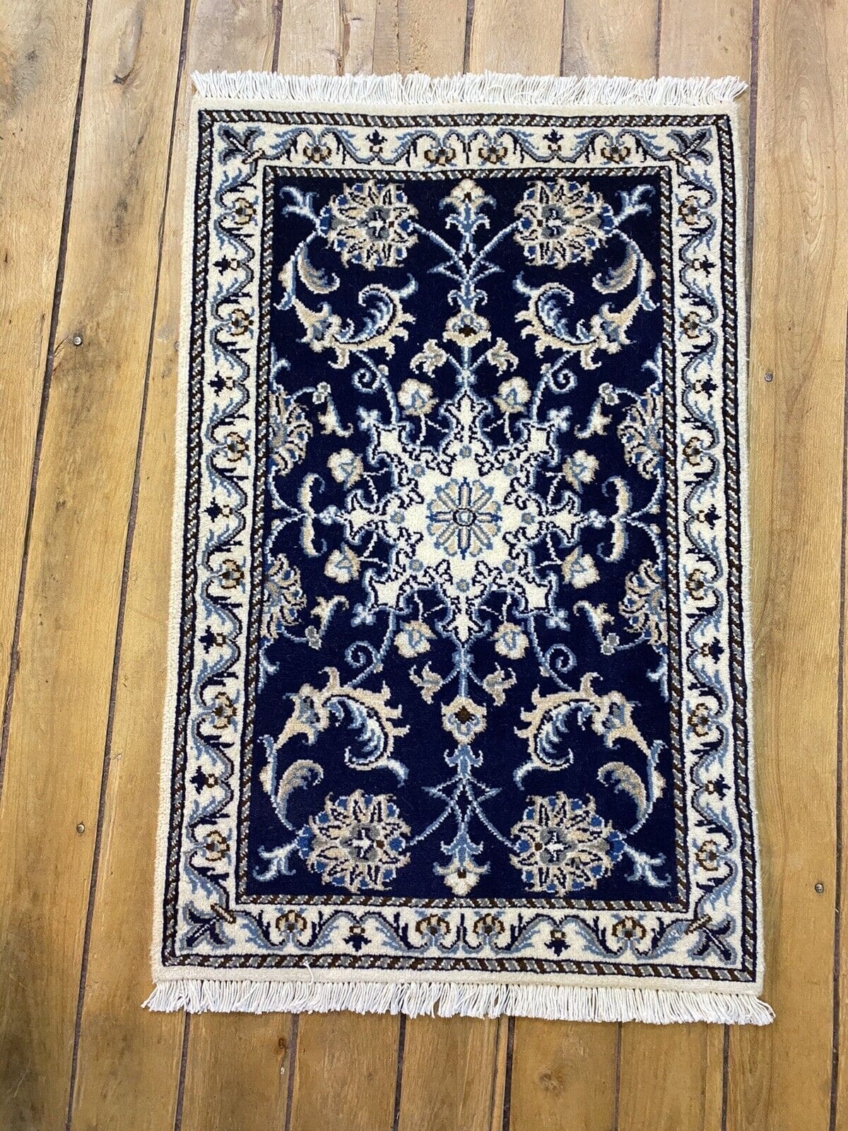 Orientteppich Super Nain mit Seide 90x60 CM - 300.000 Knoten/m² - Handgeknüpft - Perserteppich