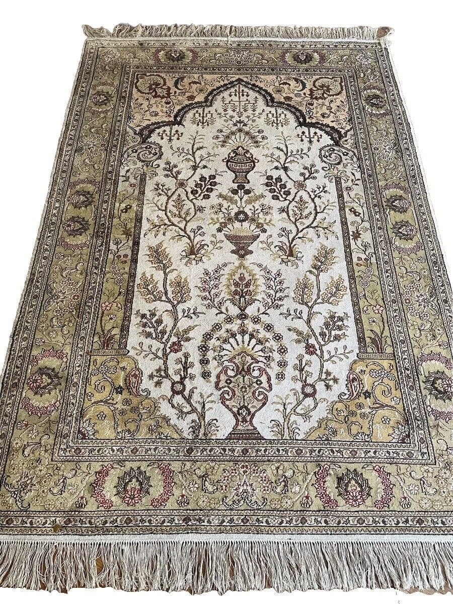 Original Kaschmir Seiden Teppich 180x120 cm, 320.000 Knoten/m², Himmelsdarstellung in Beige, 5mm Florhöhe, handgeknüpft, Perserteppich