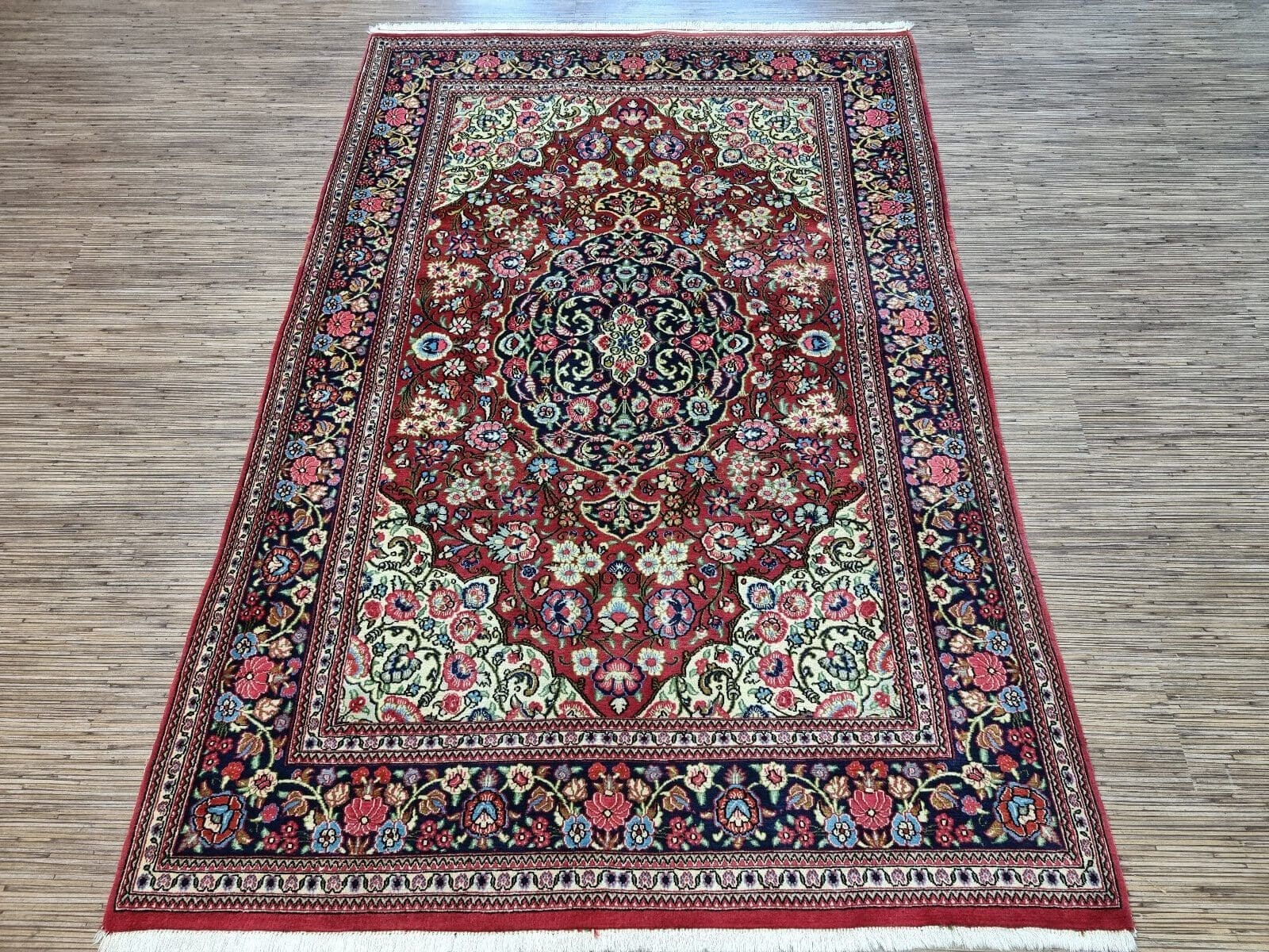 Wunderschöner Alter Persischer Ghom Teppich 209x135 cm - Handgeknüpft - Hochwertige Qualität