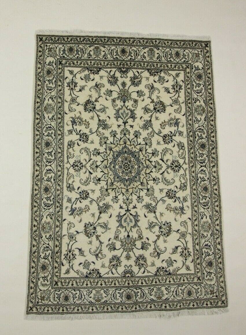 **Wunderschöner Orientteppich 230 x 165 CM – 300.000 Knoten/m² – 90% Schurwolle, 10% Seide – Handgeknüpft, Perserteppich**