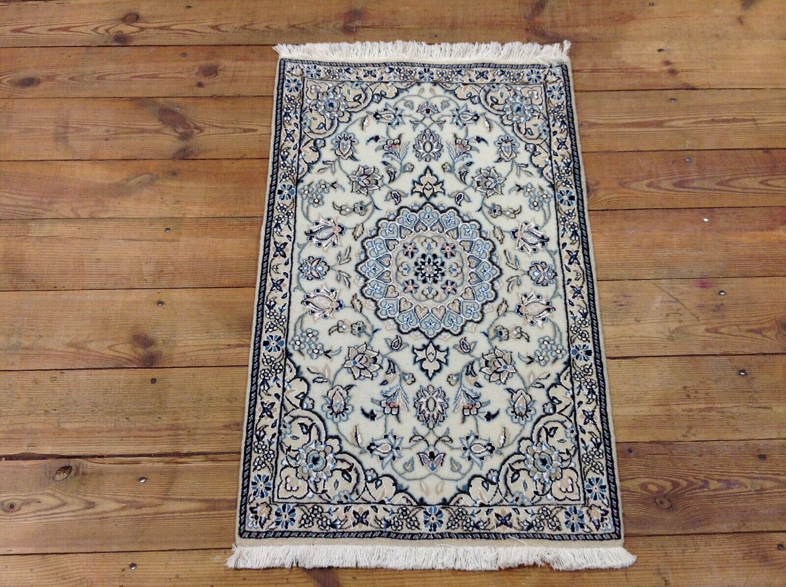 **Wunderschöner Orientteppich Super Nain 9 La – 90 x 60 cm, ca. 500.000 Knoten/m², 90% Schurwolle & 10% Seide, Neu, handgeknüpft, Perserteppich**