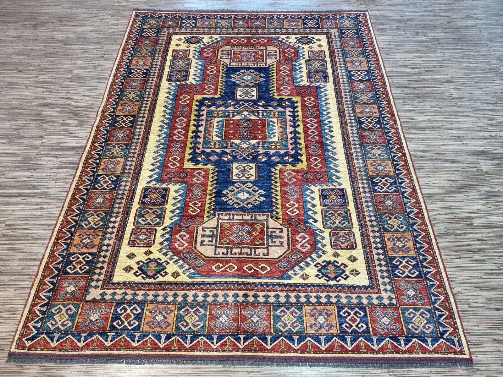 Wunderschöner Original Pakistanischer Kazak – 239x179 cm², Handgeknüpft, Hochwertiger Perserteppich
