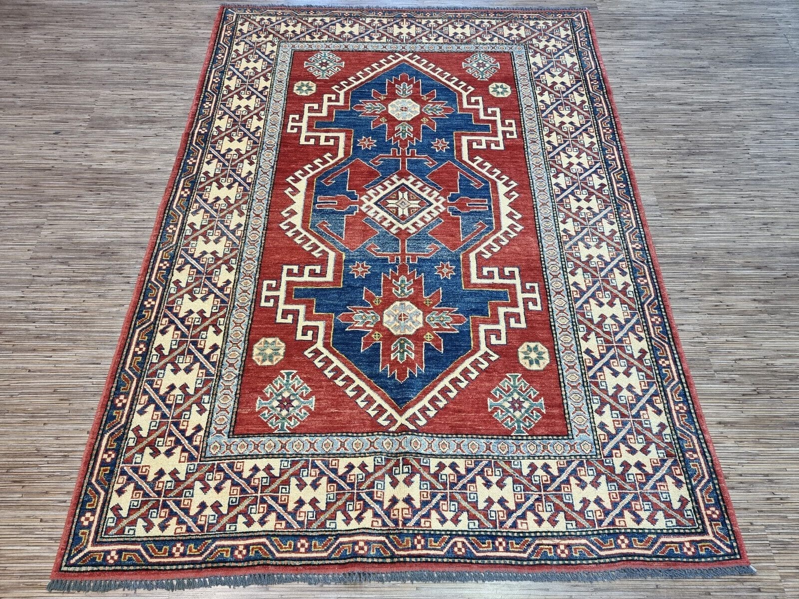 Wunderschöner Original Pakistanischer Kazak Teppich 226x163 cm² - Handgeknüpft, Hochwertig, Perserteppich
