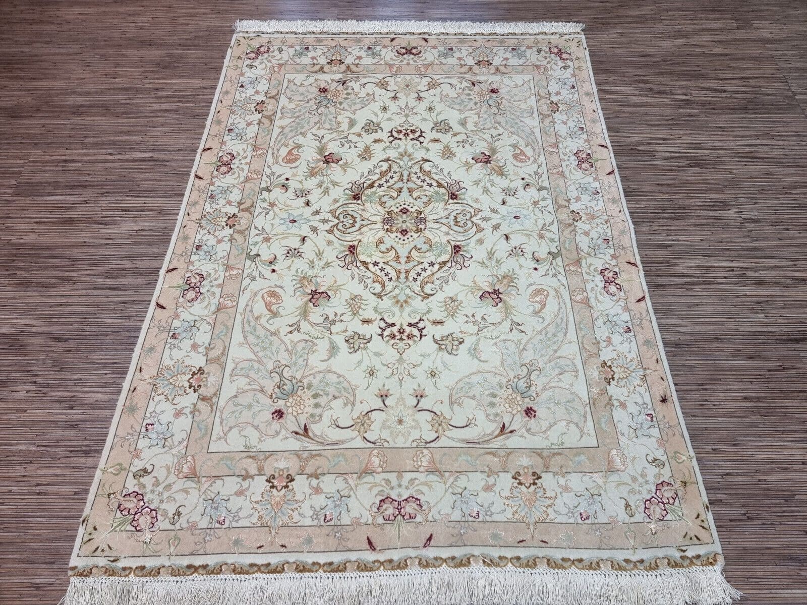 Wunderschöner Original Persischer Täbriz, 207x147 cm², ca. 500.000 Knoten/m², handgeknüpft, Perserteppich