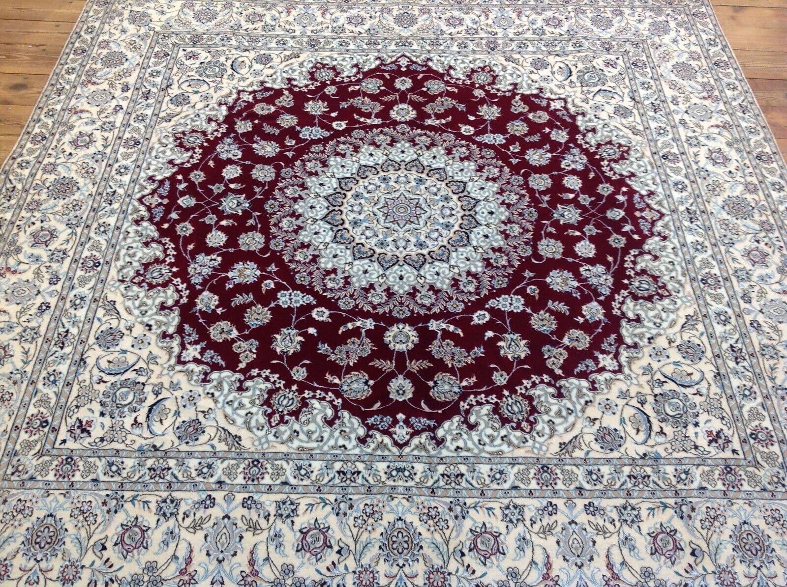 Wunderschöner Perserteppich 207 x 206 cm, ca. 1000 Knoten/m², sehr fein, handgeknüpft