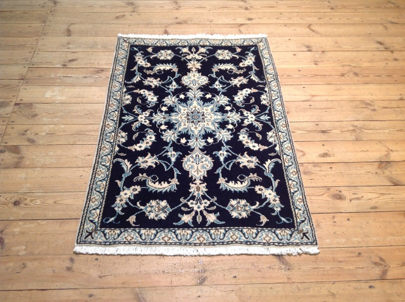 Wunderschöner Perserteppich Nain 138 x 94 cm - 300.000 Knoten/m² - 100% Schurwolle, handgeknüpft, top Neu