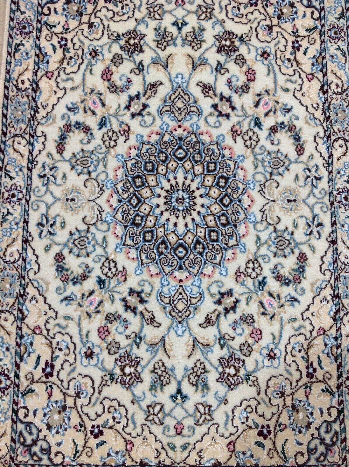 Wunderschöner Perserteppich Nain 9La (90 x 60 cm) – 500.000 Knoten/m², 80% Schurwolle, 20% Seide, handgeknüpft