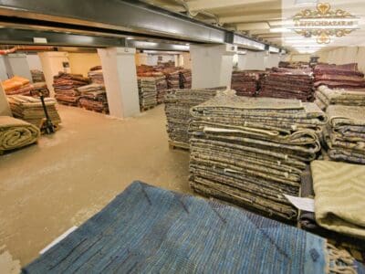 Authentische persische Seidenteppiche – feinste Handarbeit für Liebhaber exklusiver Wohnkultur in Europa.