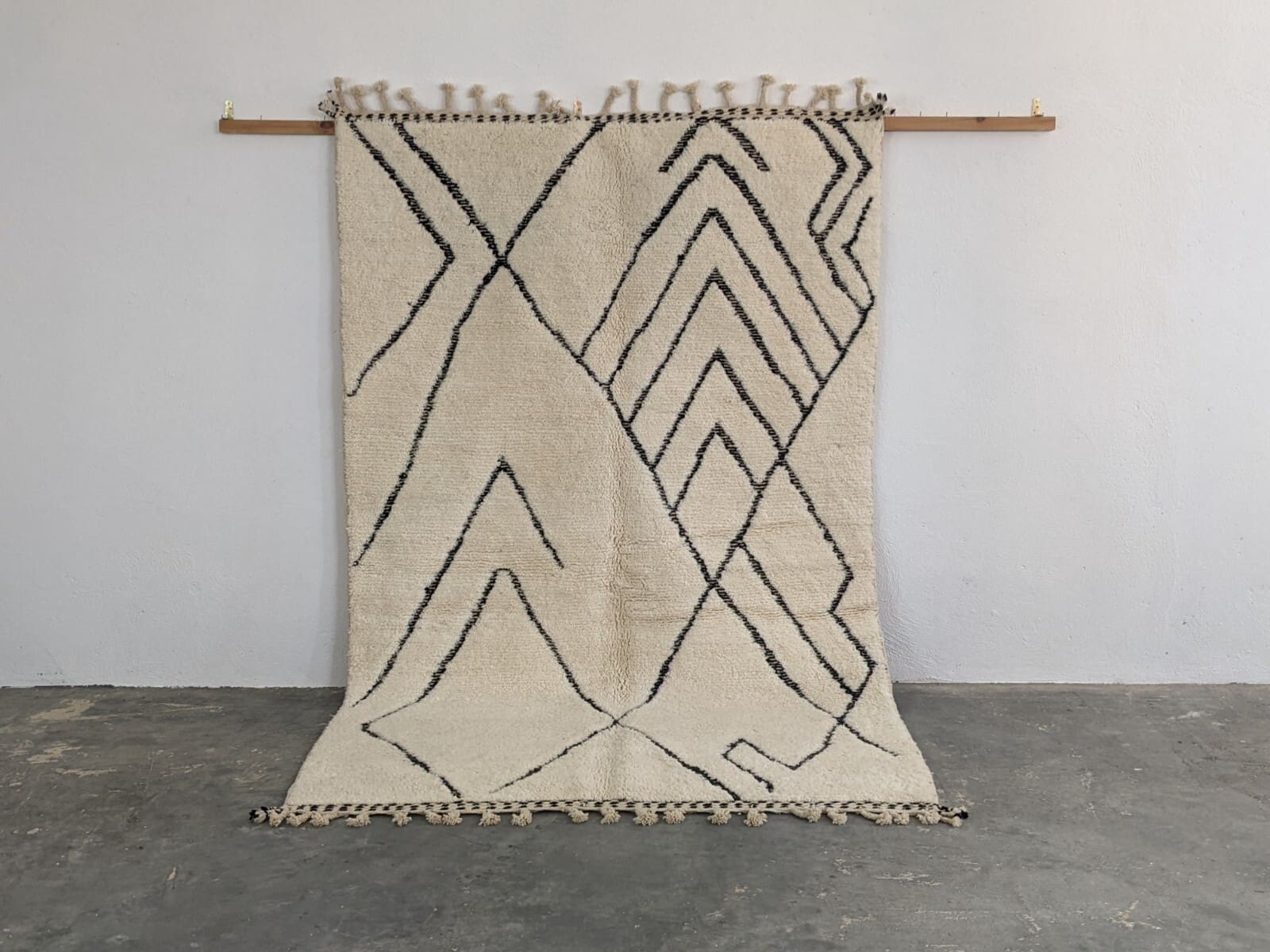 Berber Teppich 270 x 165 cm Naturweiß Geometrisch Handgeknüpft