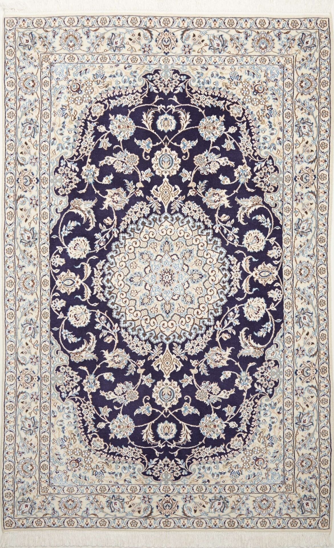 Nain Orientteppich 138 x 208 cm, florales Muster, handgeknüpft