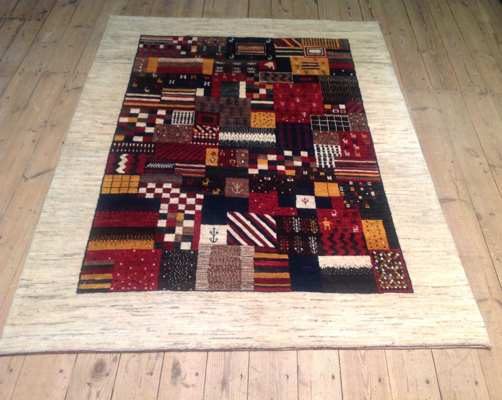 Wunderschöner Gabbeh Loribaft Orientteppich 202x155 cm, 200.000 Knoten, handgeknüpft