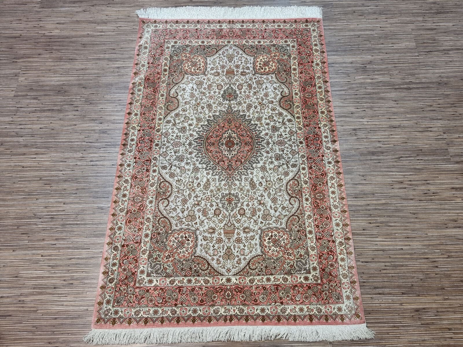 Wunderschöner Persischer Ghom Seide 154x101 cm, 1000000 Knoten, handgeknüpft