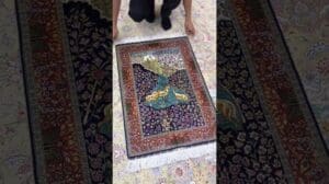2x3 ft (61x91 cm) Persischer Teppich mit Tierdesign, handgeknüpfter Seidenteppich für das Wohnzimmer, orientalischer Teppich