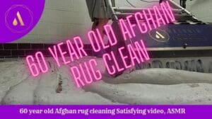 60 Jahre alte afghanische Teppichreinigung - Zufriedenstellendes Video, Teppichreinigung ASMR