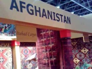 Afghanische Turkmenen-Couch auf der Dubai Expo