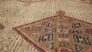 Antiker Sarab-Perserteppich mit beige-braunen und goldenen Medaillons - Teppich & Kilim - 34519