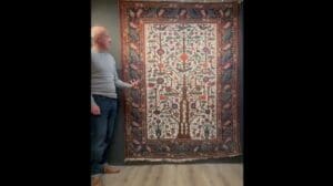 Antiker Stammes Neyriz-Teppich #antikeTeppiche #Teppichsucht #Innendesign