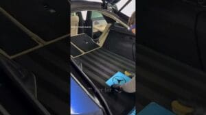 Der Trick mit den Fußmatten, der das Gehirn täuscht 🚗🌀