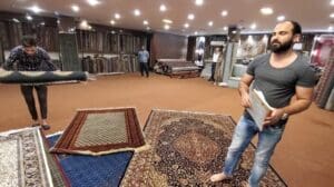 Der unglaubliche Prozess, um einen persischen Teppich von Hand zu weben, Teil 2.