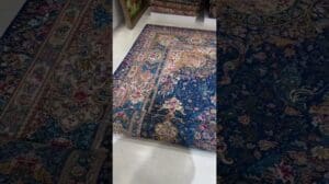 Ein handgewebter zwölf Quadratmeter großer Seidenteppich aus Tabriz für Ihren schönen Blick